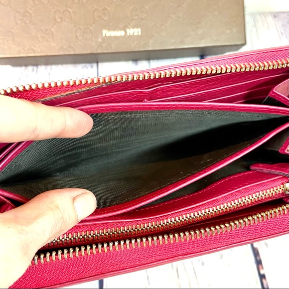 Gucci SOHO magenta pink leather wallet or crossbody with box - Picture 14 of 16